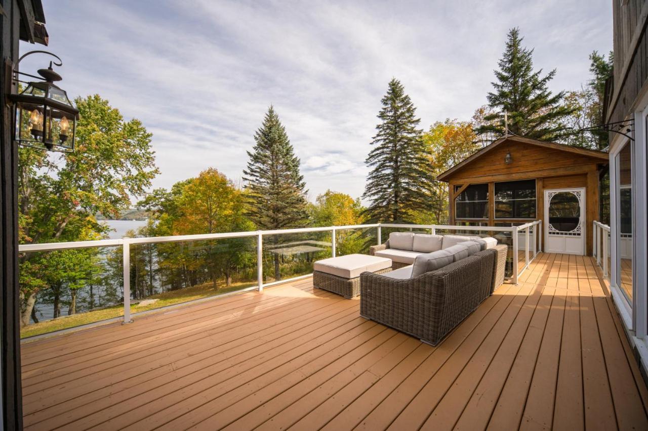 Muskokawaterfront Pooltable 98Tv 6Acres Villa Хънтсвил Екстериор снимка